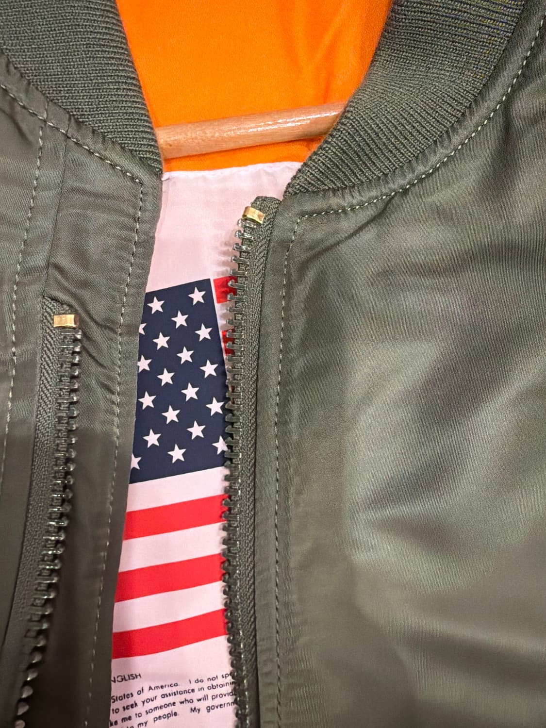 CDG x ALPHA INDUSTRIES MA1 (카키색 Large) 상품이미지4