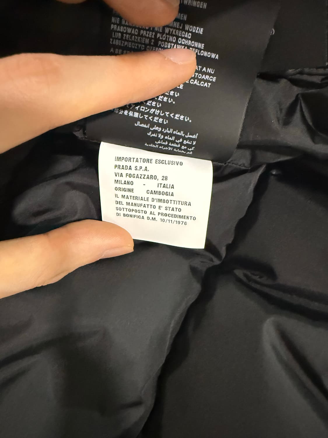 [48] 프라다 리나일론 숏패딩 블랙(SGB112) 상품이미지10