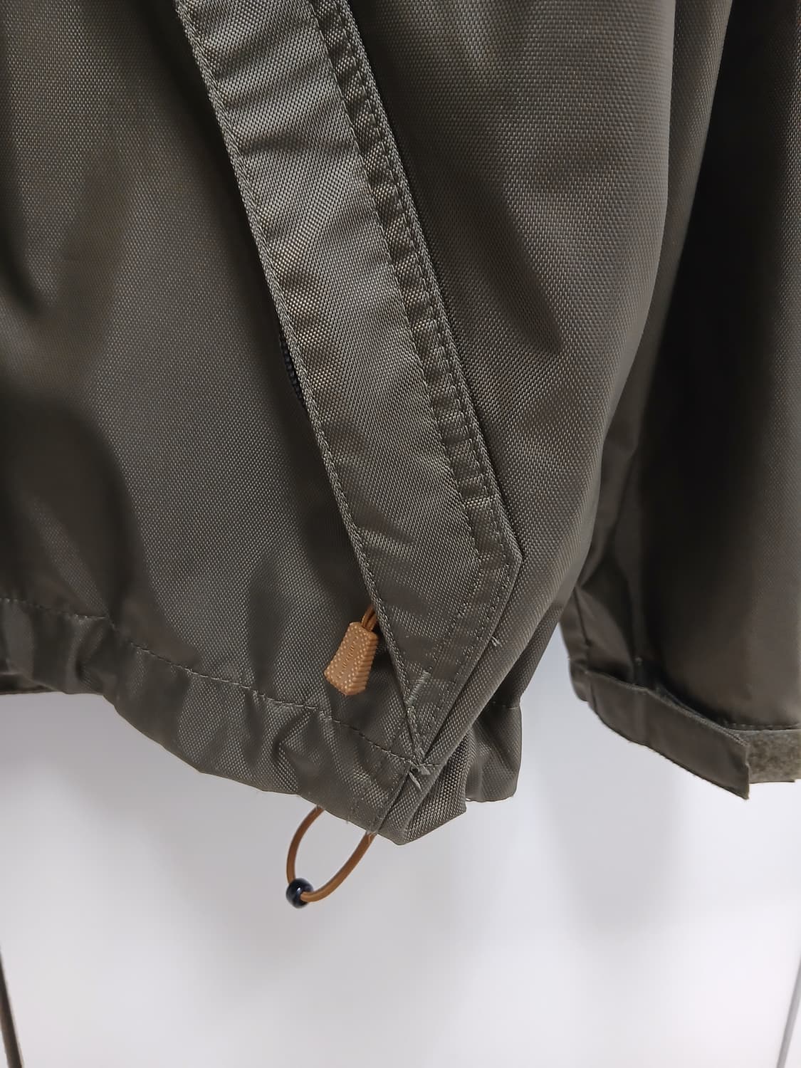 칼하트 바람막이 상품이미지4