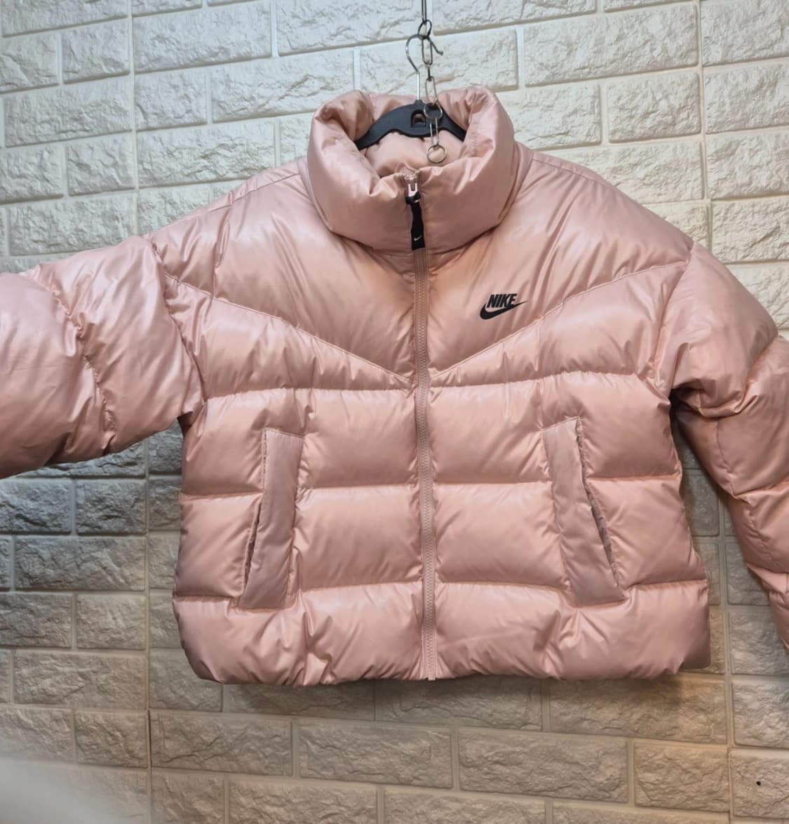 나이키 여성 써마핏 크롭 다운 패딩 L 100사이즈 상품이미지3