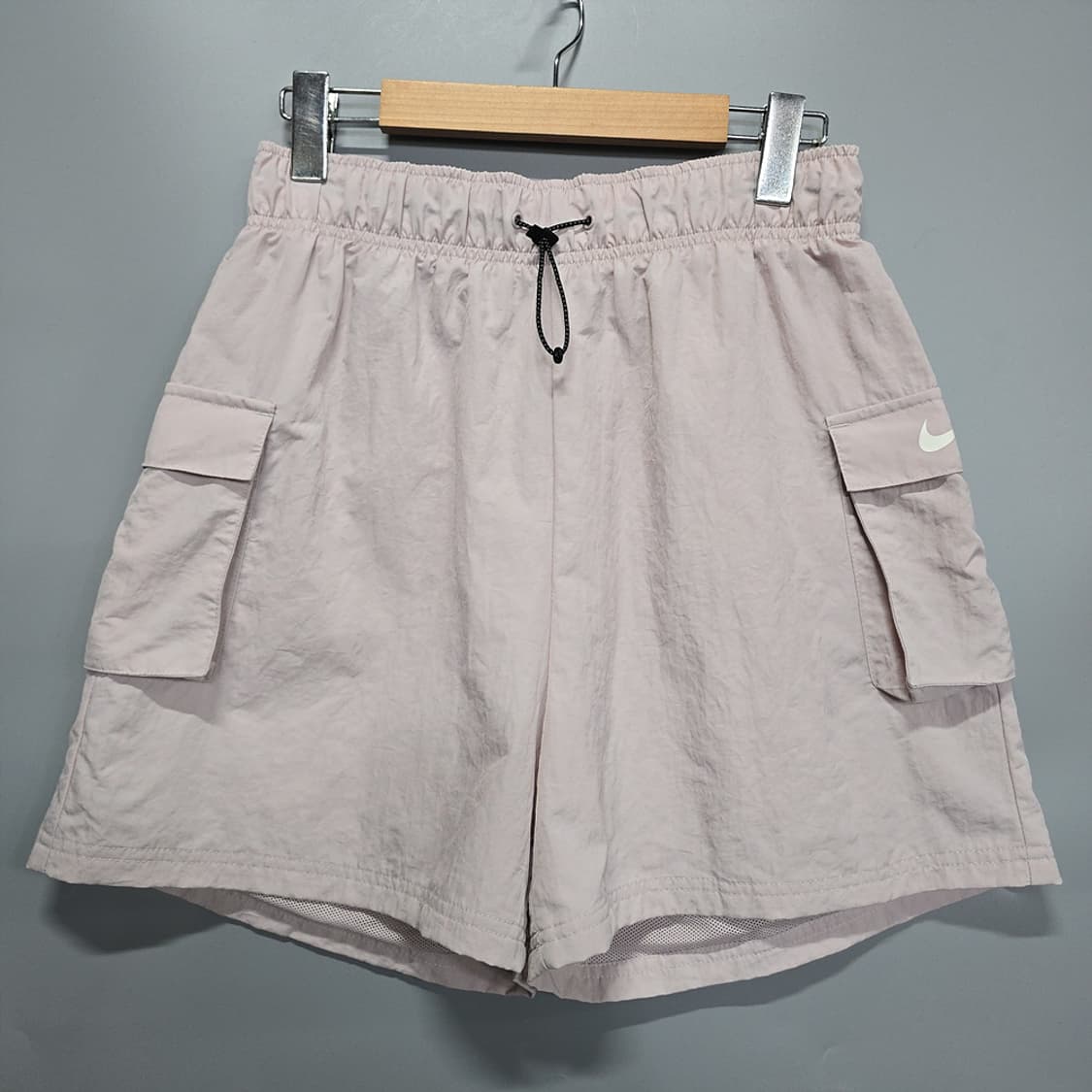 나이키(NIKE) W 스포츠웨어 에센셜 우븐 하이라이즈 쇼츠반바지 L 상품이미지1