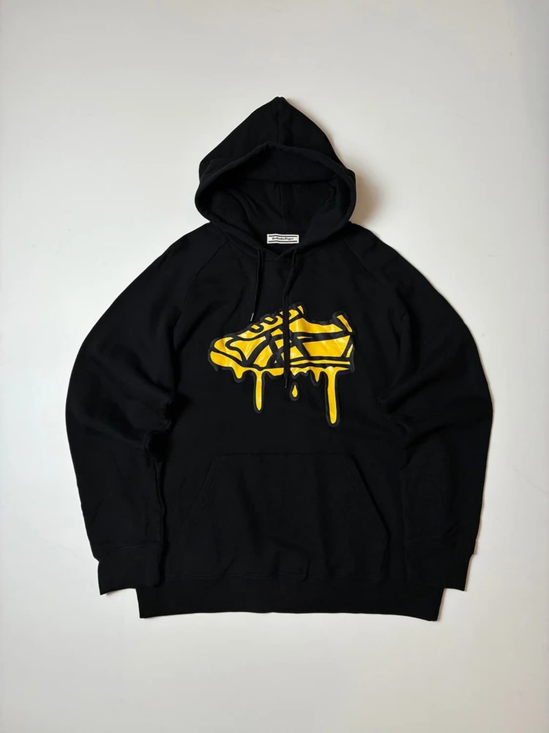 오니츠카타이거 22FW 아이코닉 헤비코튼 후드티 PN8124 상품이미지1