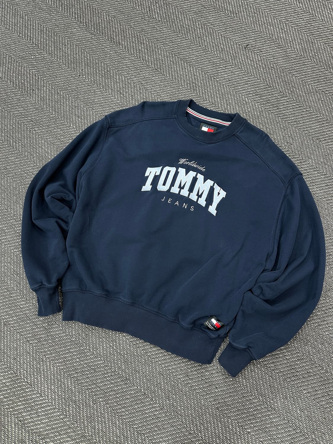 타미진스 맨투맨 네이비 상품이미지1