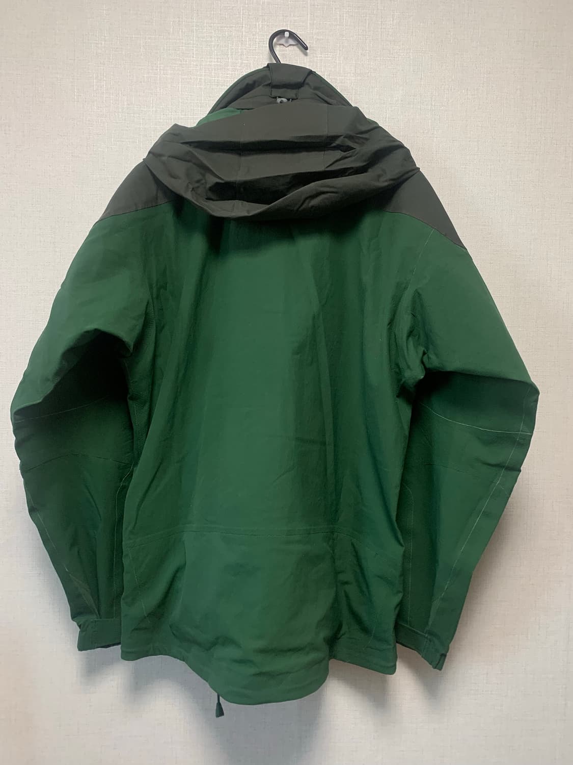 파타고니아 03s 화이트 스모크 자켓 상품이미지2