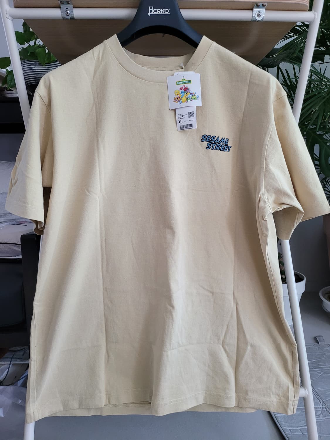 [일괄판매] 유니클로 재팬 x 세서미 스트리트 UT 한정판 4종 세트 ( 상품이미지3