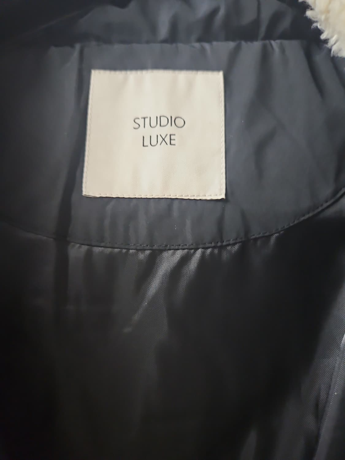 스투디오럭스 덕다운후드뽀글이패딩 상품이미지5