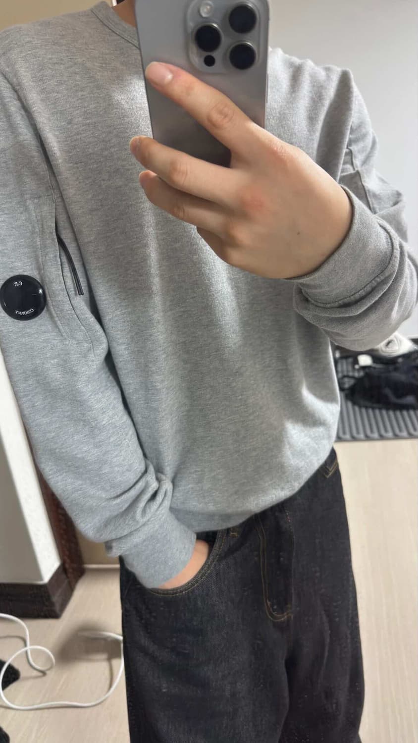 cp컴퍼니 맨투맨 m 상품이미지1