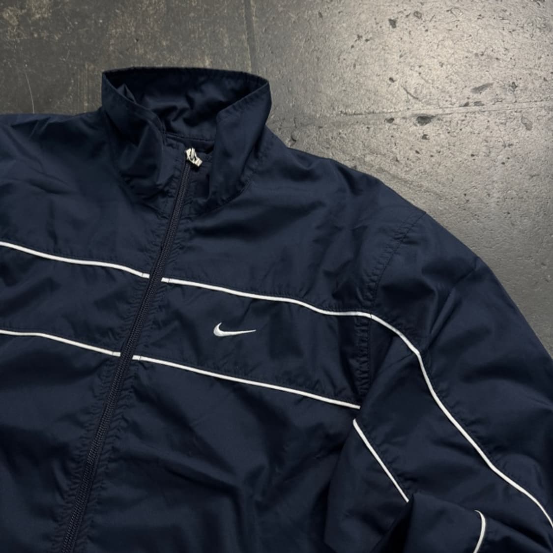 100 나이키 스우시 바람막이  상품이미지2