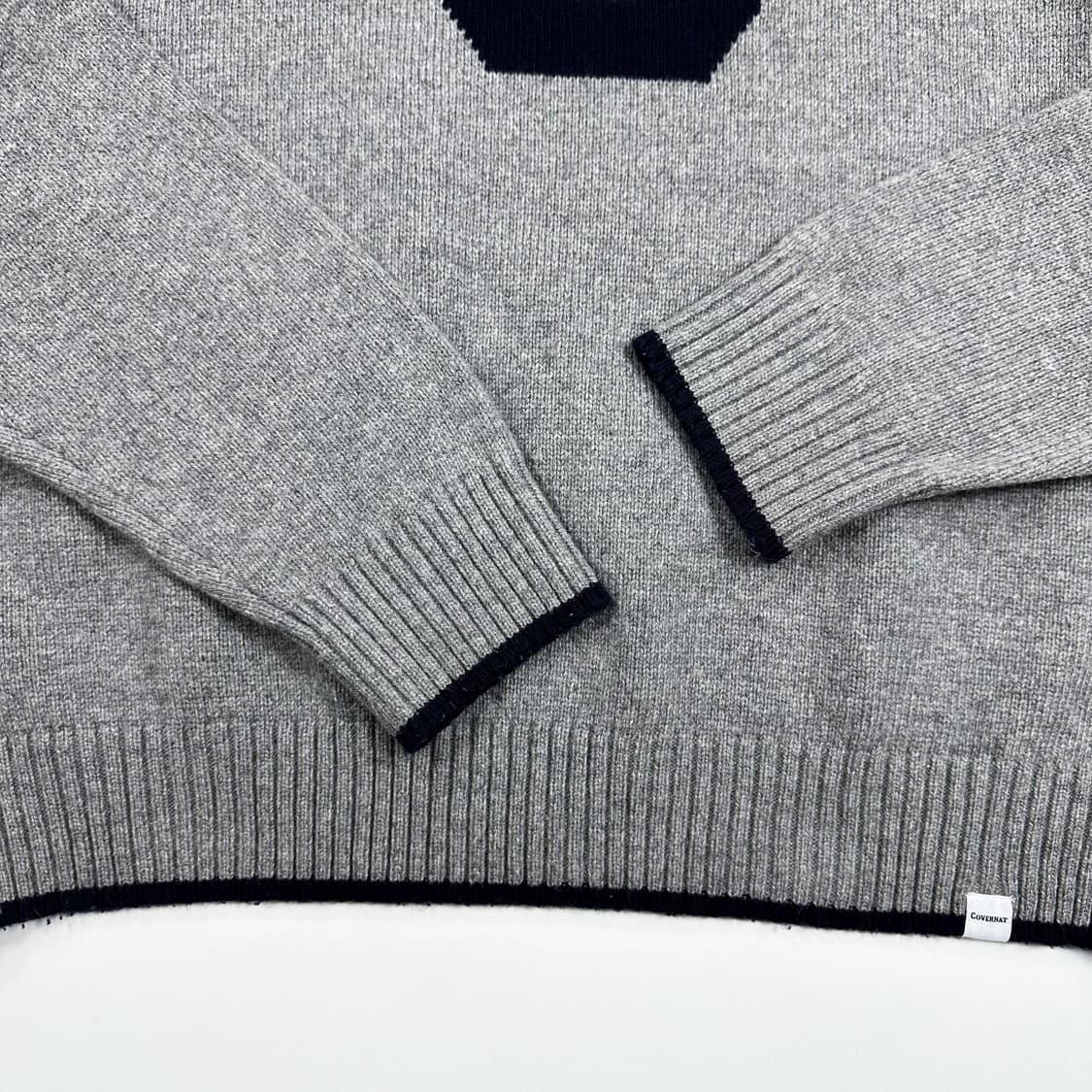 커버낫 C로고 차콜 크루넥 울 니트 (XL) 상품이미지4