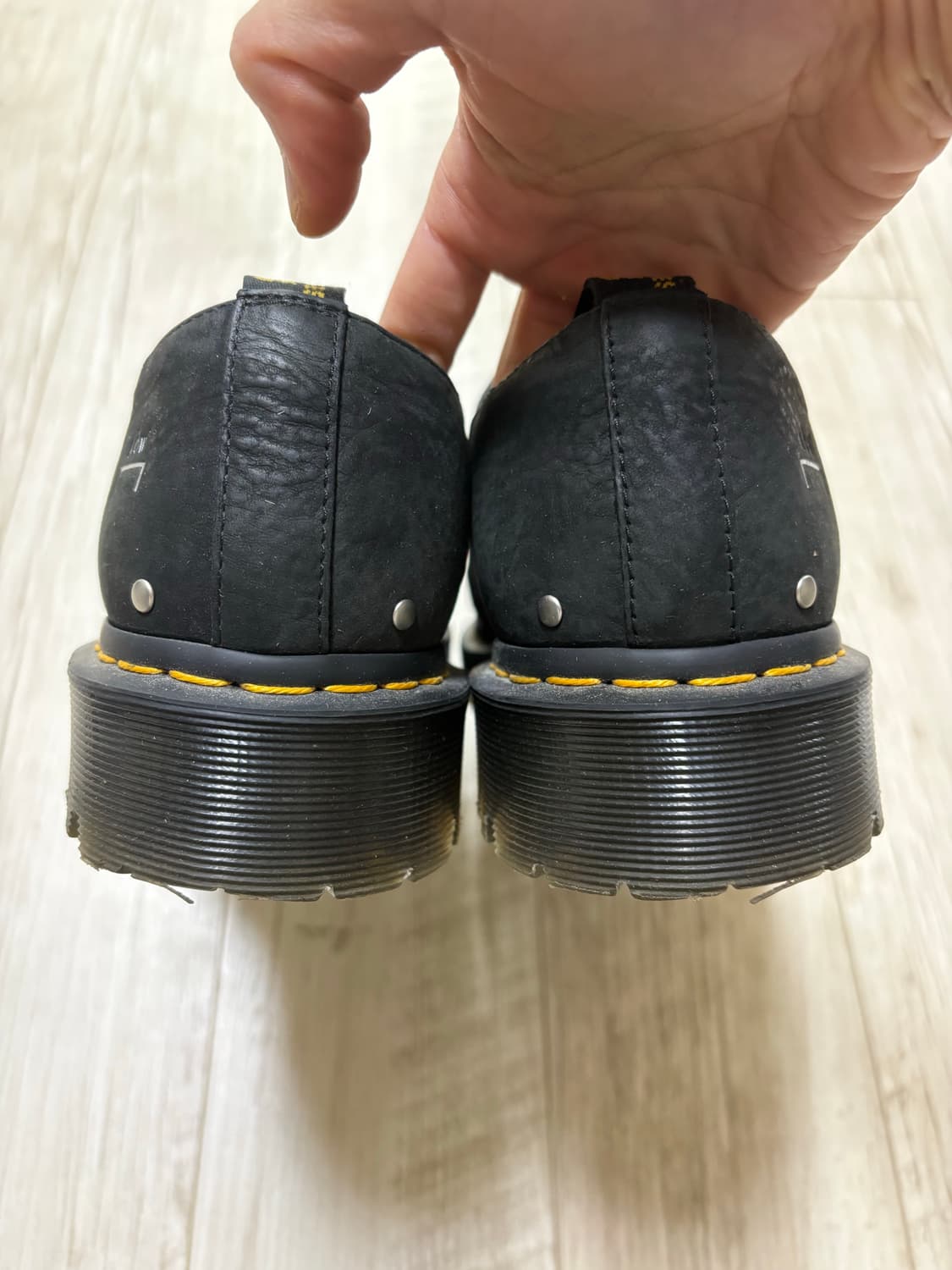 닥터마틴 어콜드월 벡스 블랙 280 상품이미지5