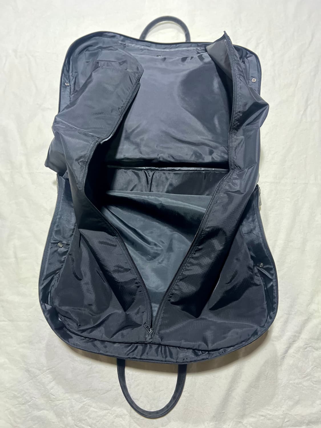 피에르 가르뎅(Pierre Cardin)  가먼트백 상품이미지6