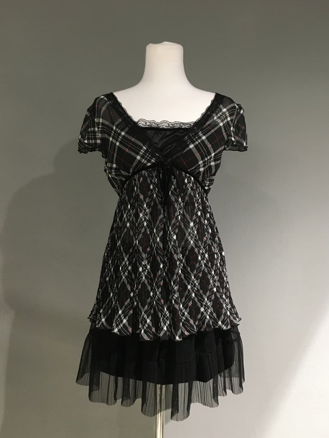 layered detail check blouse cody set 상품이미지1