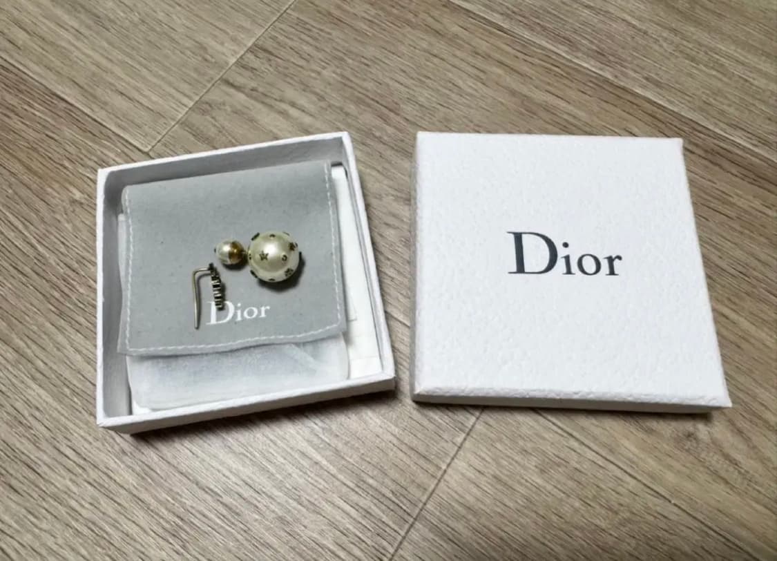 디올 자디올 트라이앵글 귀걸이 상품이미지2