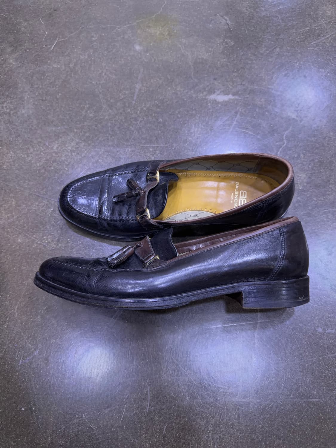 발렌시아가 금장 버클 태슬로퍼 265 상품이미지6