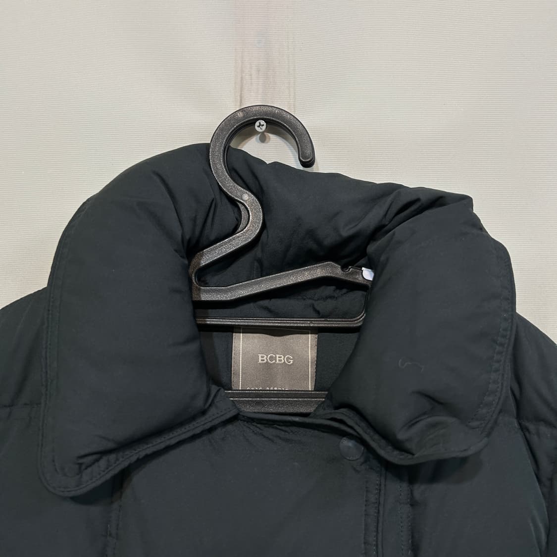 BCBG 2021 구스다운 롱패딩 상태최상 상품이미지2