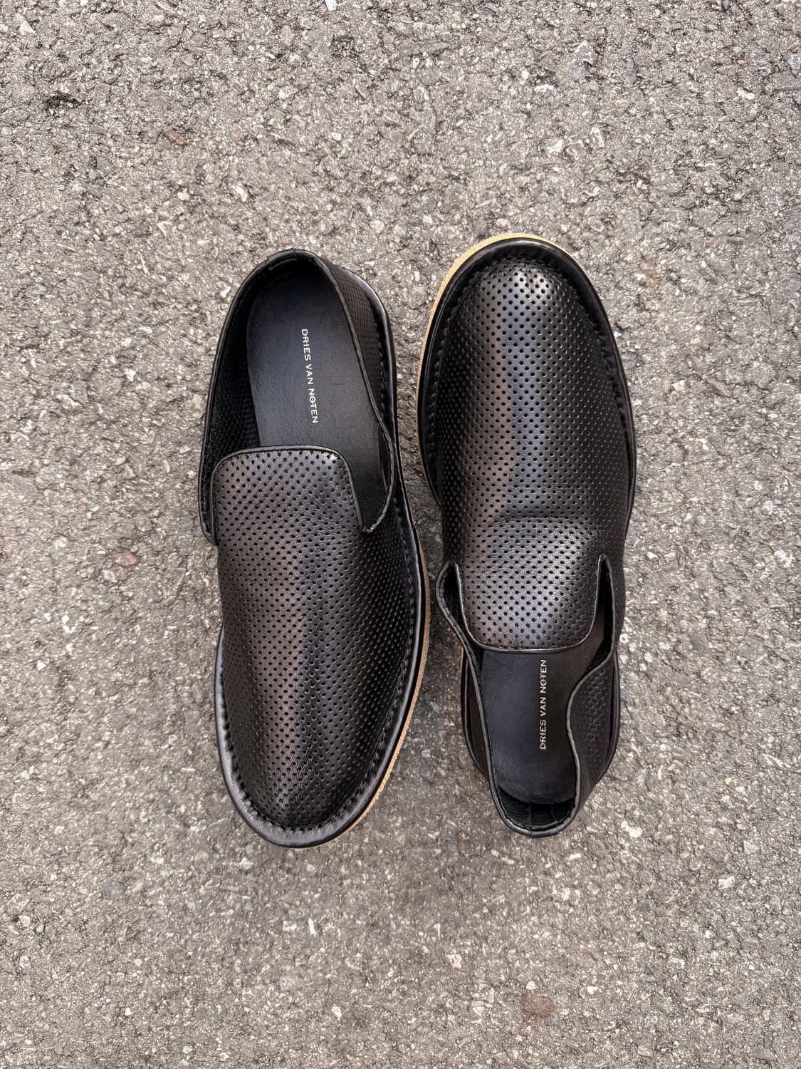 Perforated Leather Slip-on Sneakers 상품이미지5