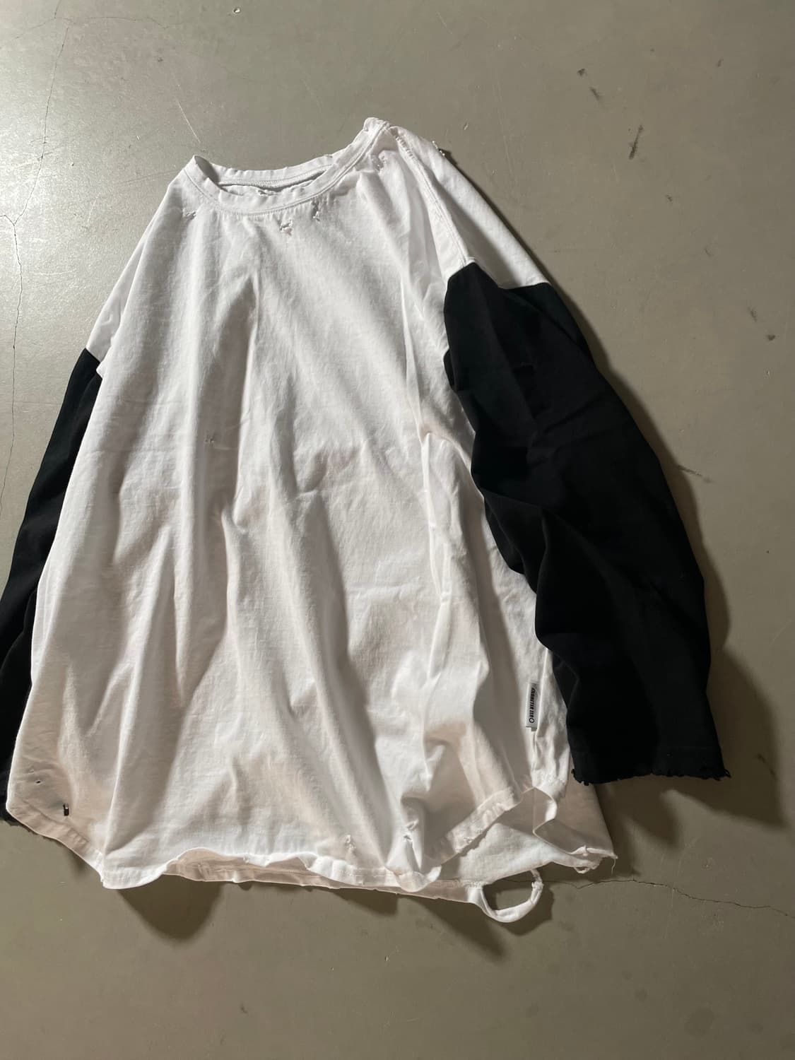  KZ Atelier One-off Contrast Sleeve T-s 상품이미지2