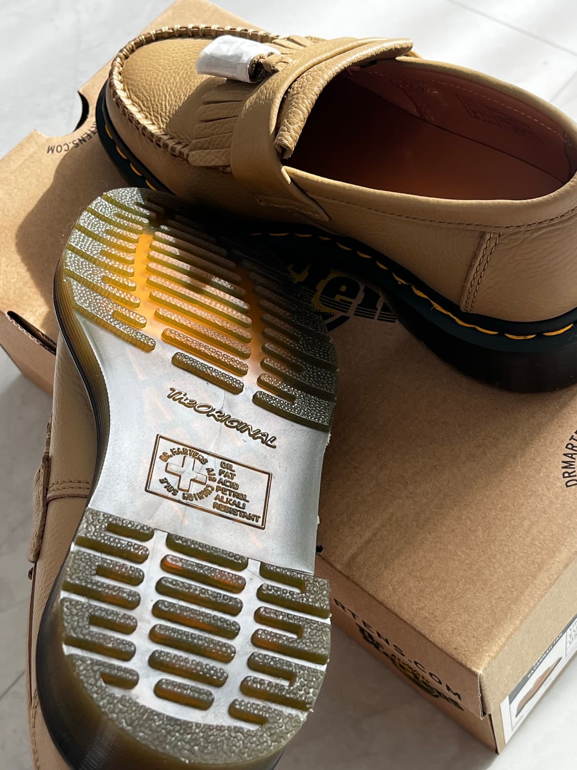 닥터마틴 아드리안 버지니아 사바나 탄 240 상품이미지5