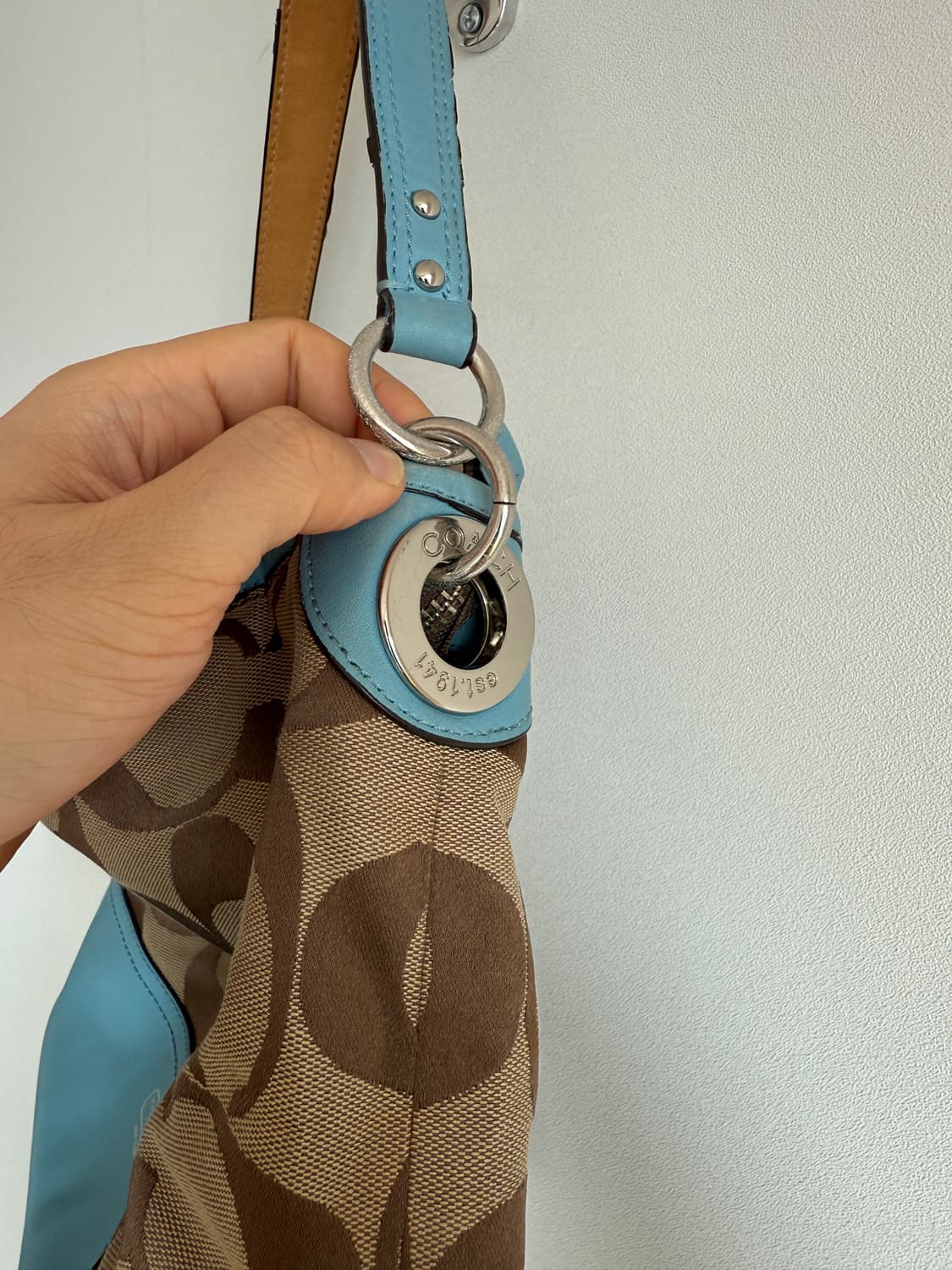 코치(COACH) 모노그램 숄더백 상품이미지7