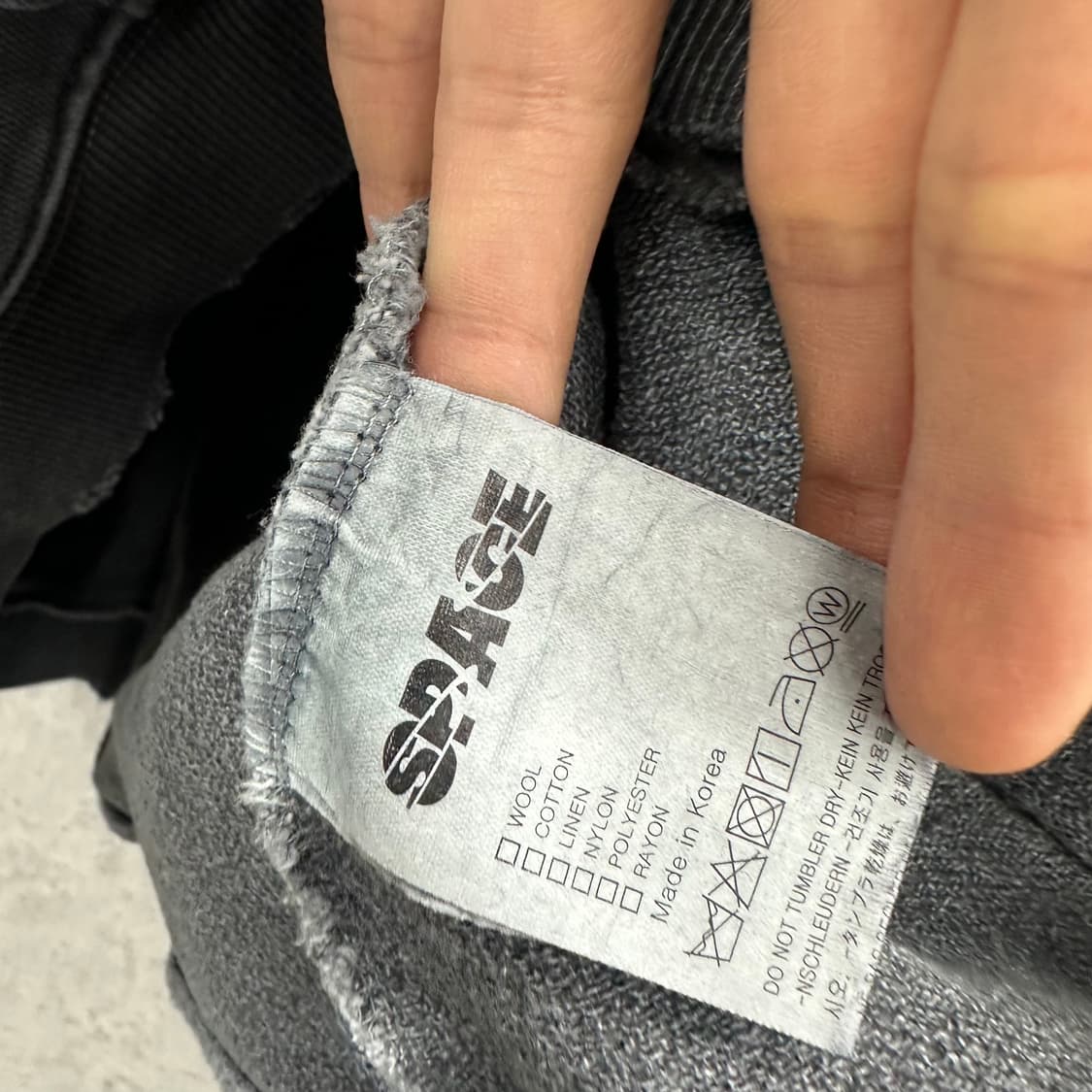 FREE 오버핏 남자 워싱 피그먼트 후드티 상품이미지4