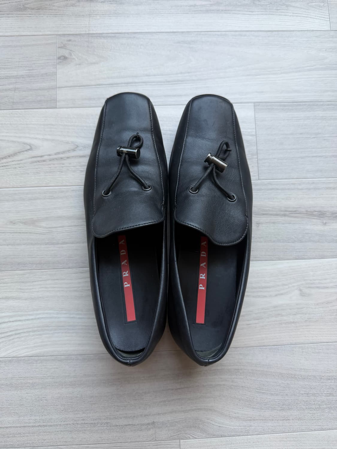 (240) 프라다 토글 로퍼 상품이미지1