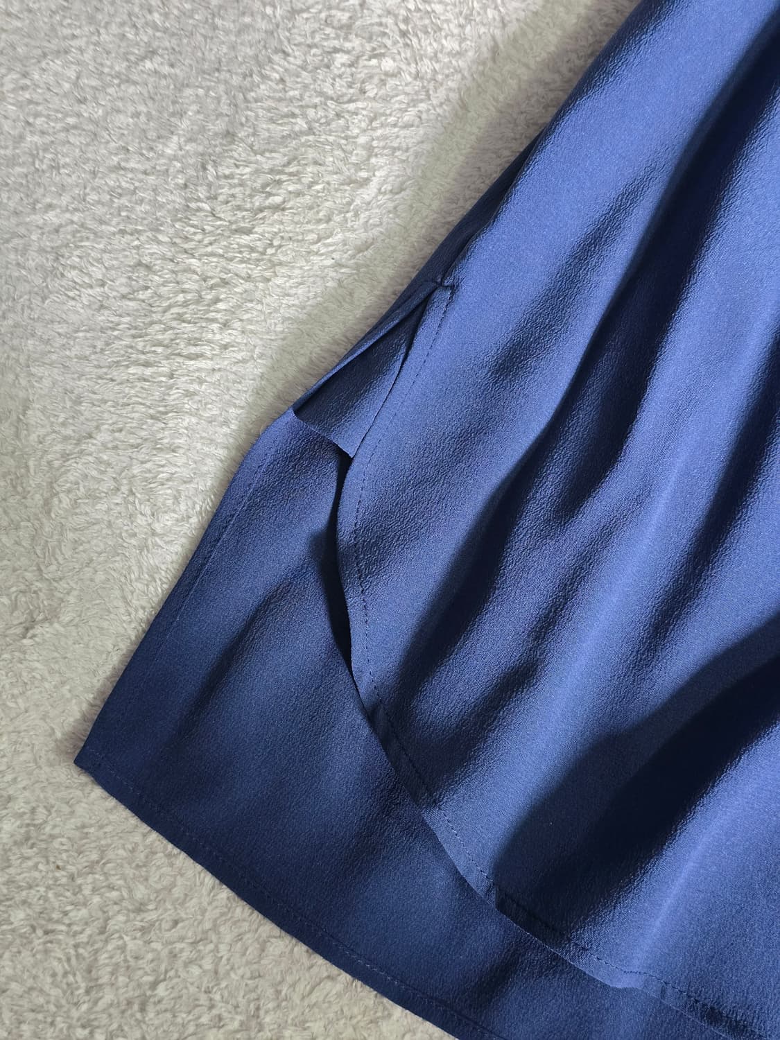 Hermes 에르메스 블루 실크 슬리브리스 블라우스 36 상품이미지5