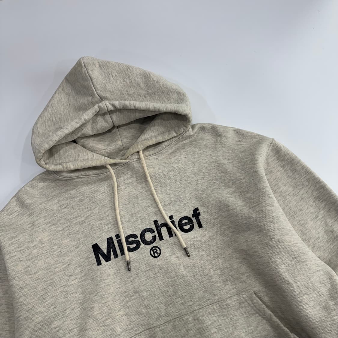 Mischief 미스치프 블랙로고 아이보리 멜란지 후드티  상품이미지4
