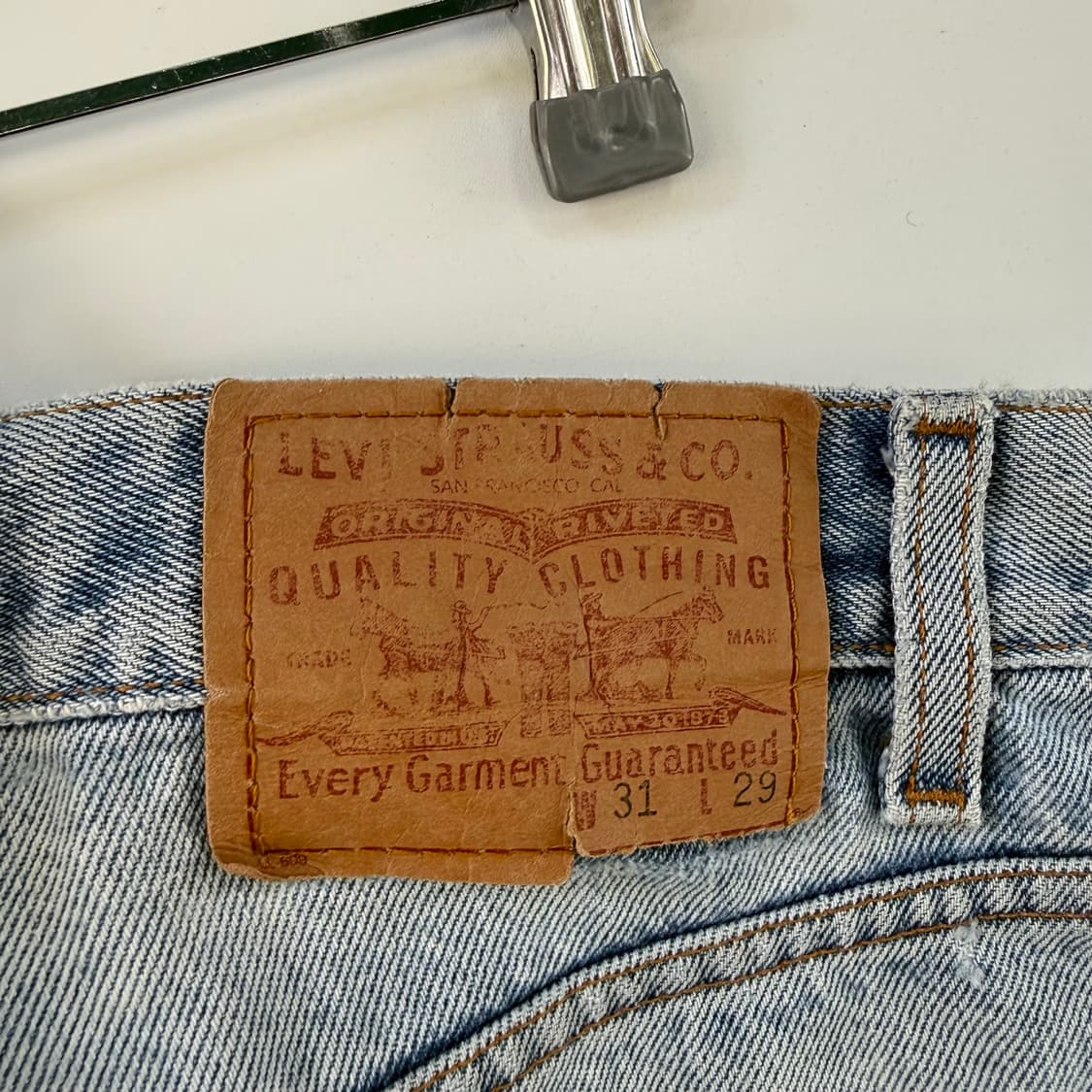 리바이스 Levi’s 빈티지 스트레이트 연청 데님 팬츠 찢청 상품이미지4