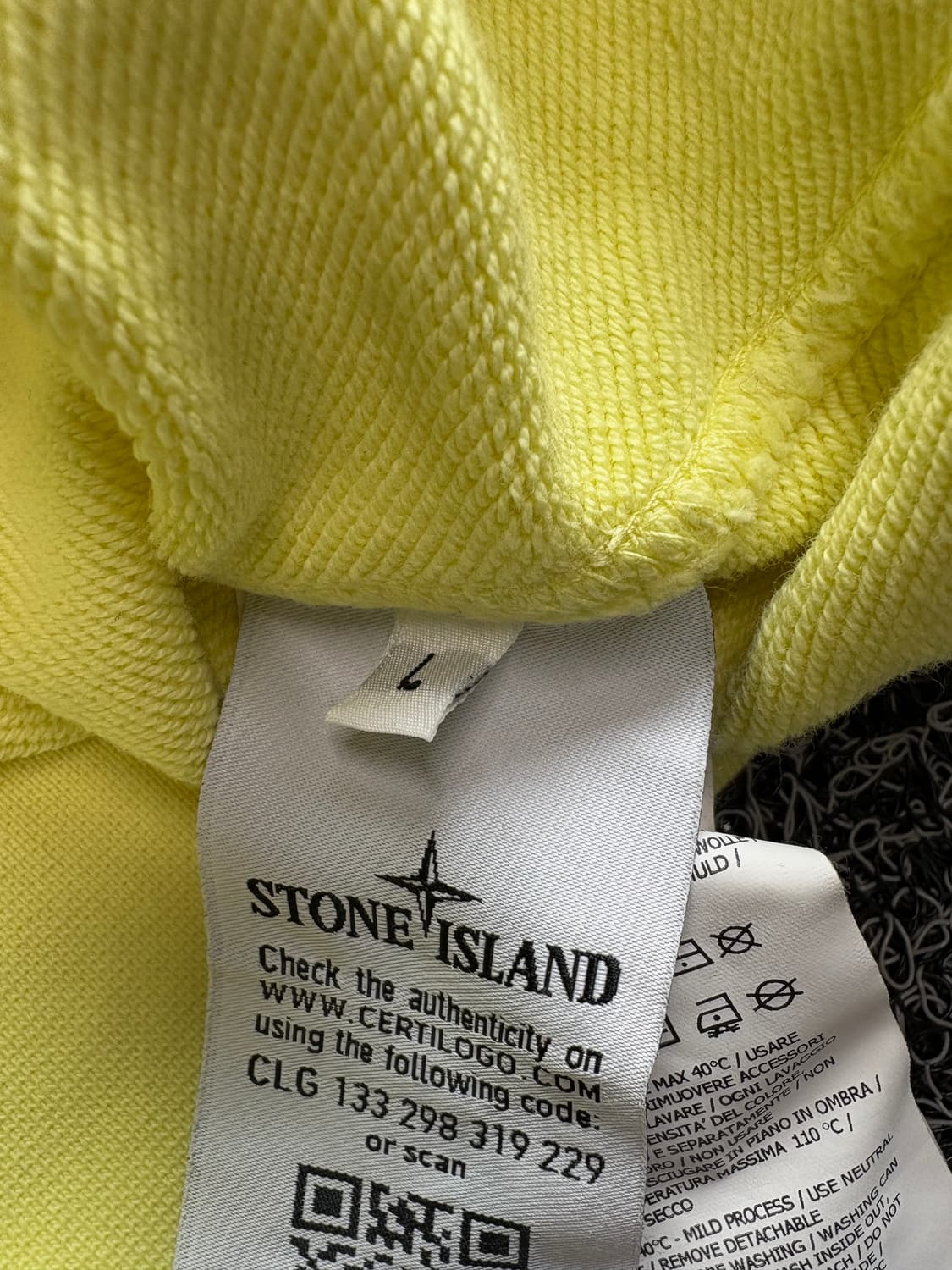 스톤아일랜드 정품 옐로우 라운드넥 스웻셔츠 2514 상품이미지3