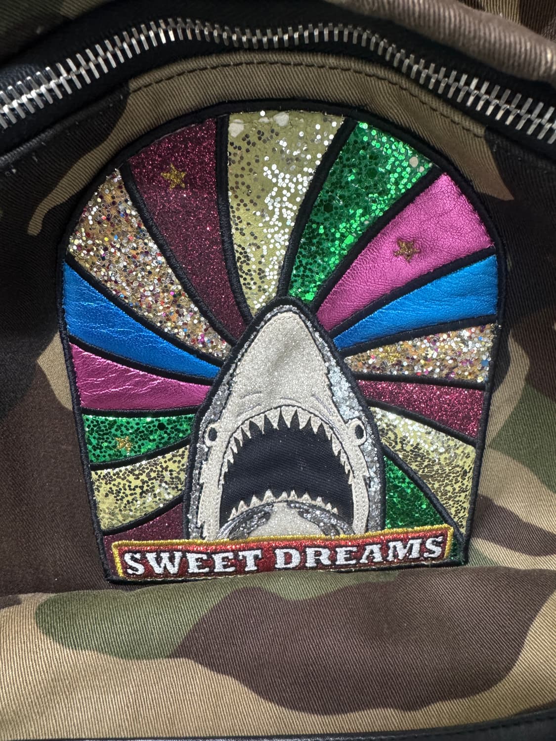 생로랑 에디슬리먼 샤크 카모 백팩 상품이미지5