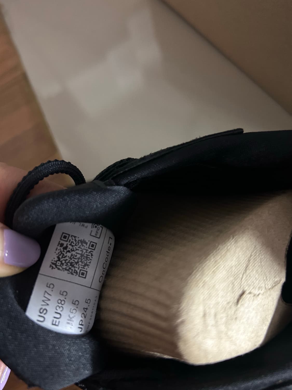 온러닝 클라우드존 문 블랙 245 상품이미지6