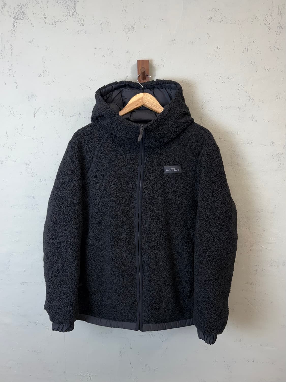 몽벨 신형 리버시블 패딩 블랙 상품이미지2