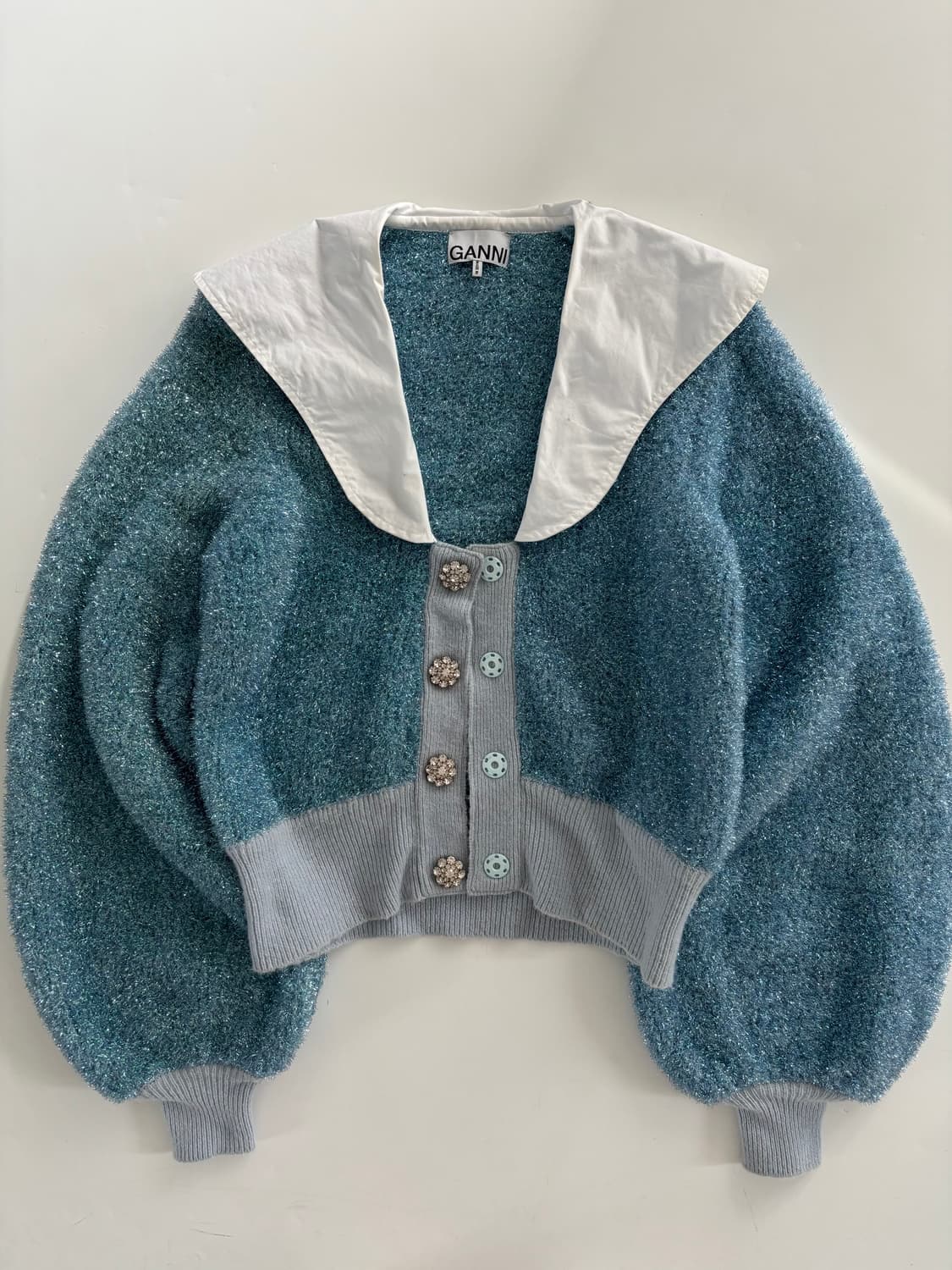 GANNI 가니 블루 스파클 쥬얼 버튼 크롭 가디건 상품이미지4