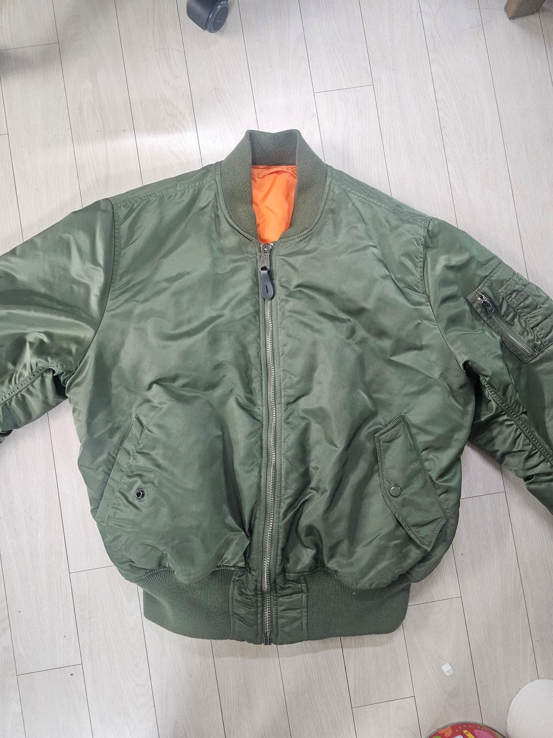 알파 인더스트리 현행 MA-1 상품이미지1