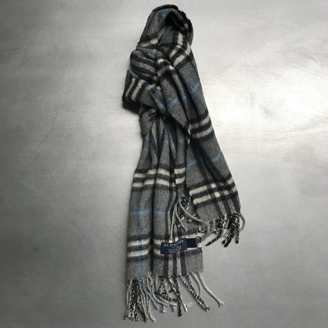 버버리 정품 캐시미어 머플러 그레이 상품이미지1