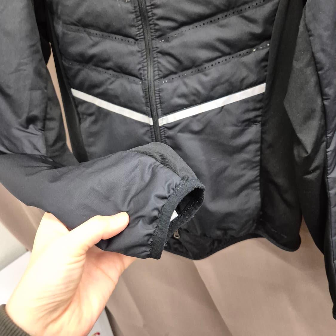 나이키 에어로로프트 러닝 자켓 85 M 상품이미지4