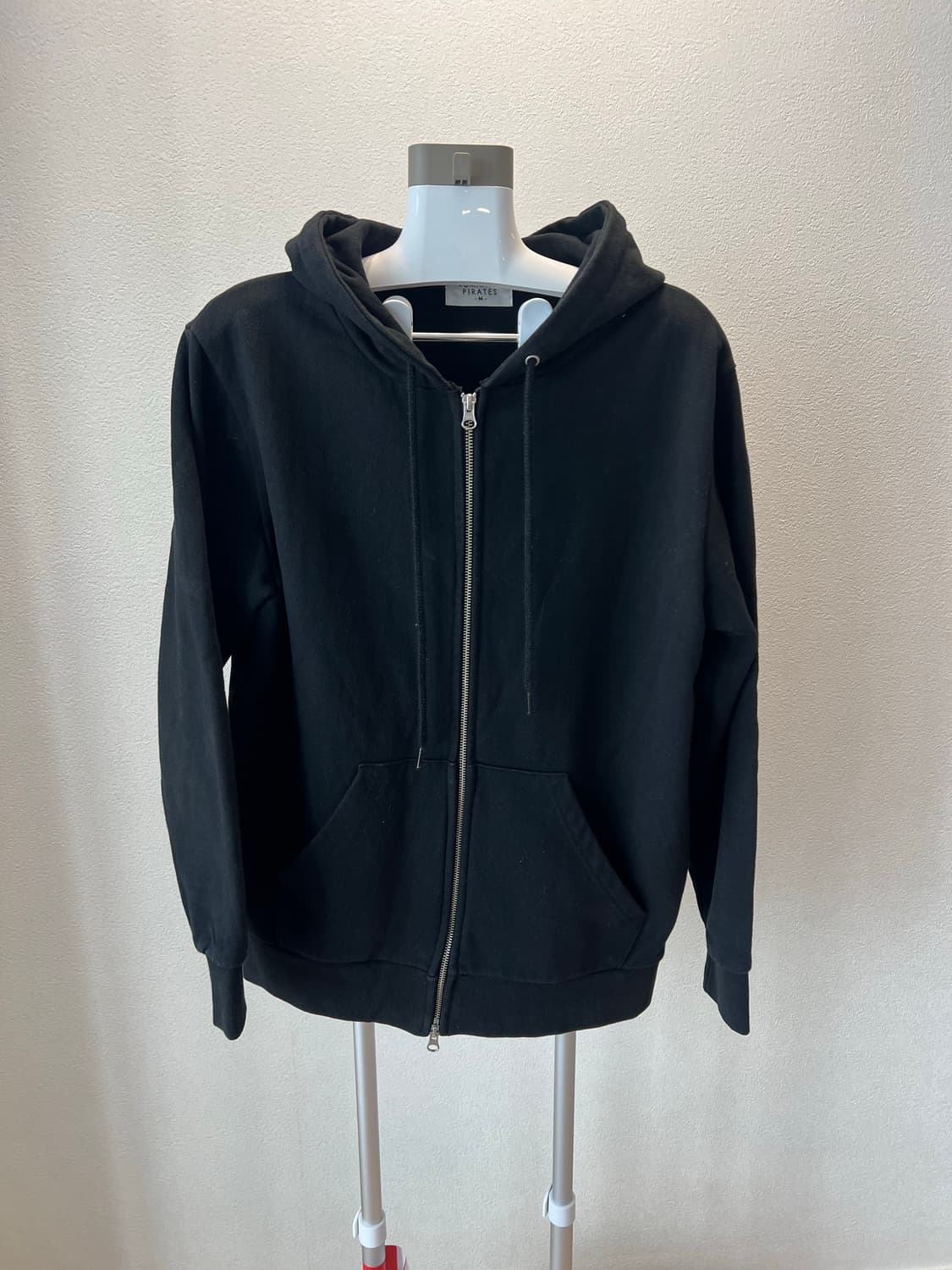 로맨틱파이어리츠 / 블랙 집업 / 이중지퍼 / M 상품이미지3