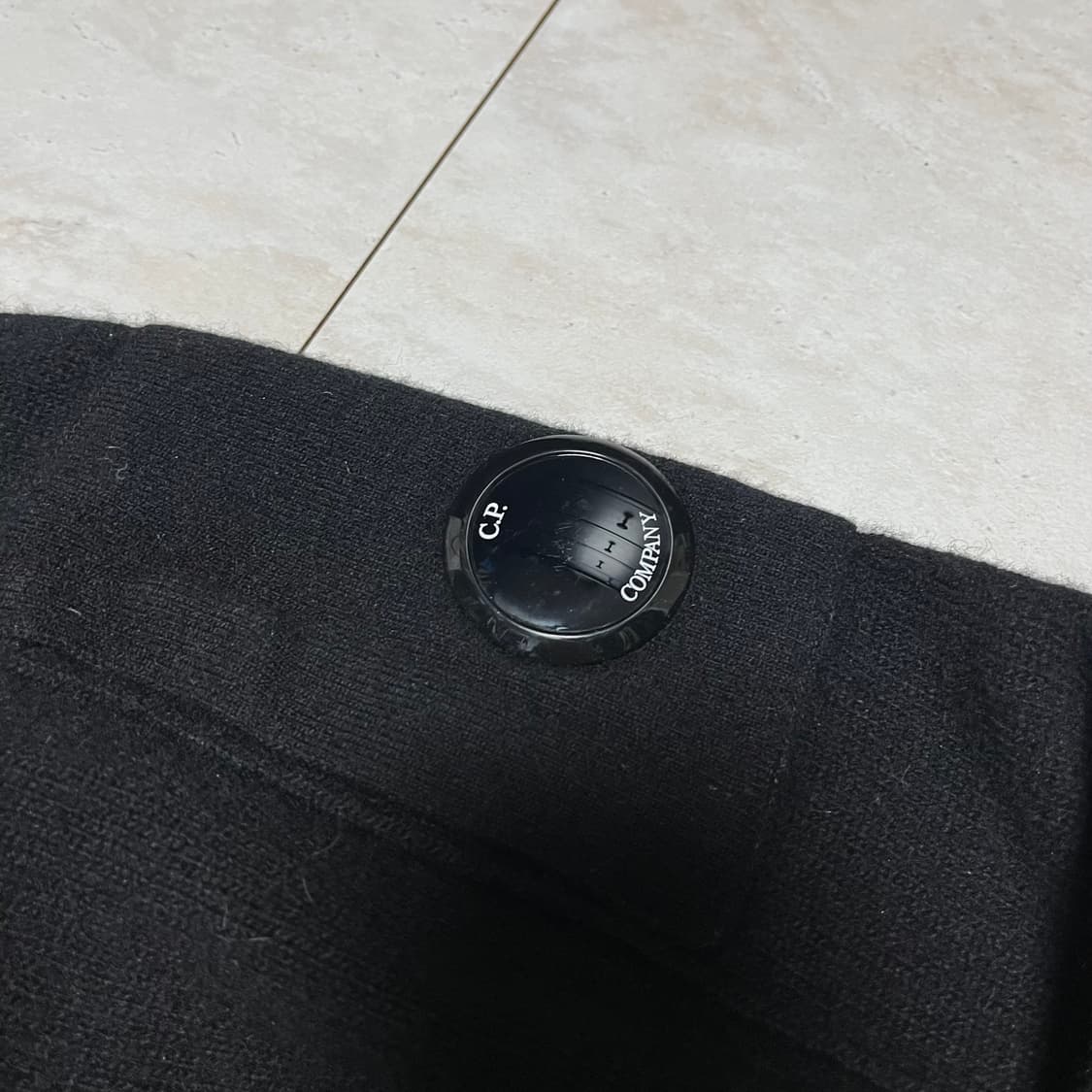 CP컴퍼니 울 렌즈 니트 블랙 50사이즈 상품이미지2