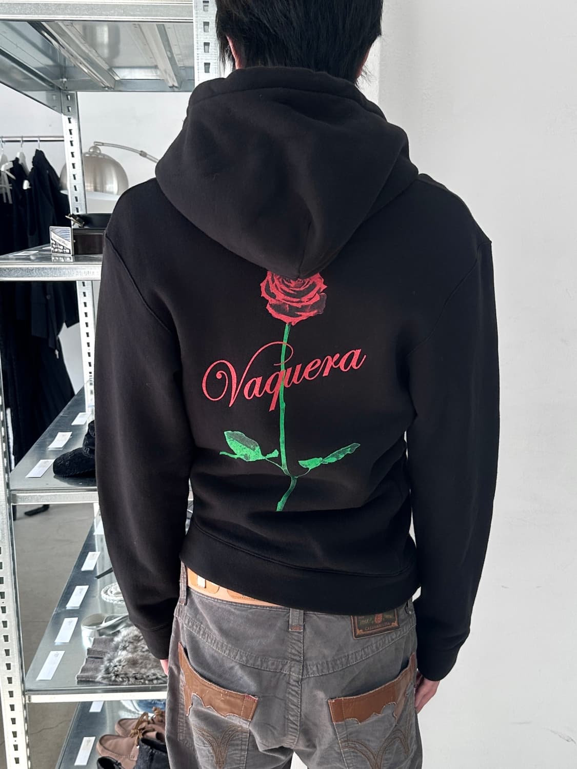 바퀘라 트위스티드 로즈 후드 집업 상품이미지3