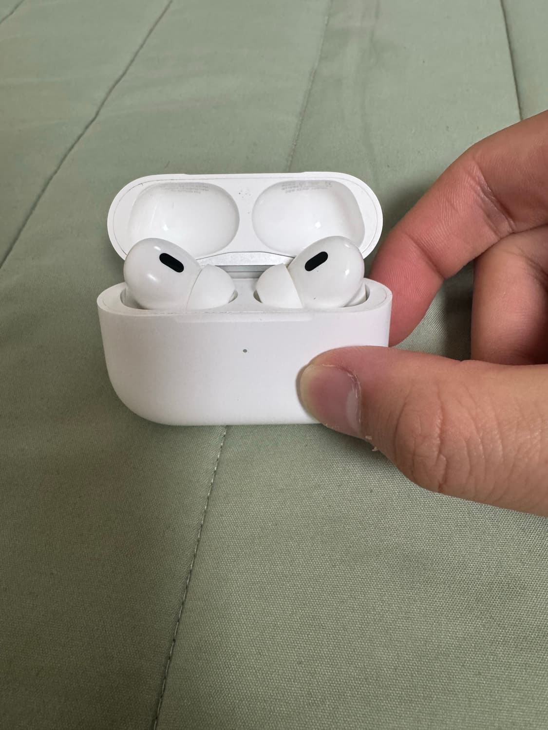 상태 좋은 에어팟 프로2 상품이미지3