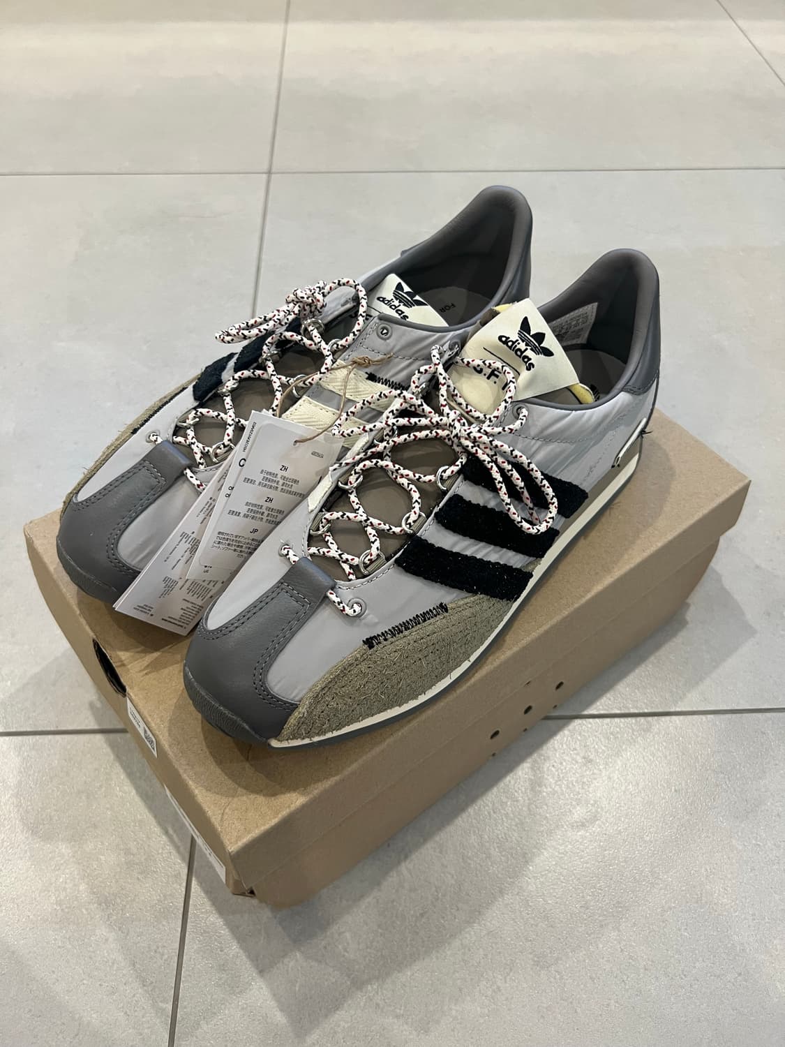 아디다스 x 송포더뮤트 컨트리 265 상품이미지1