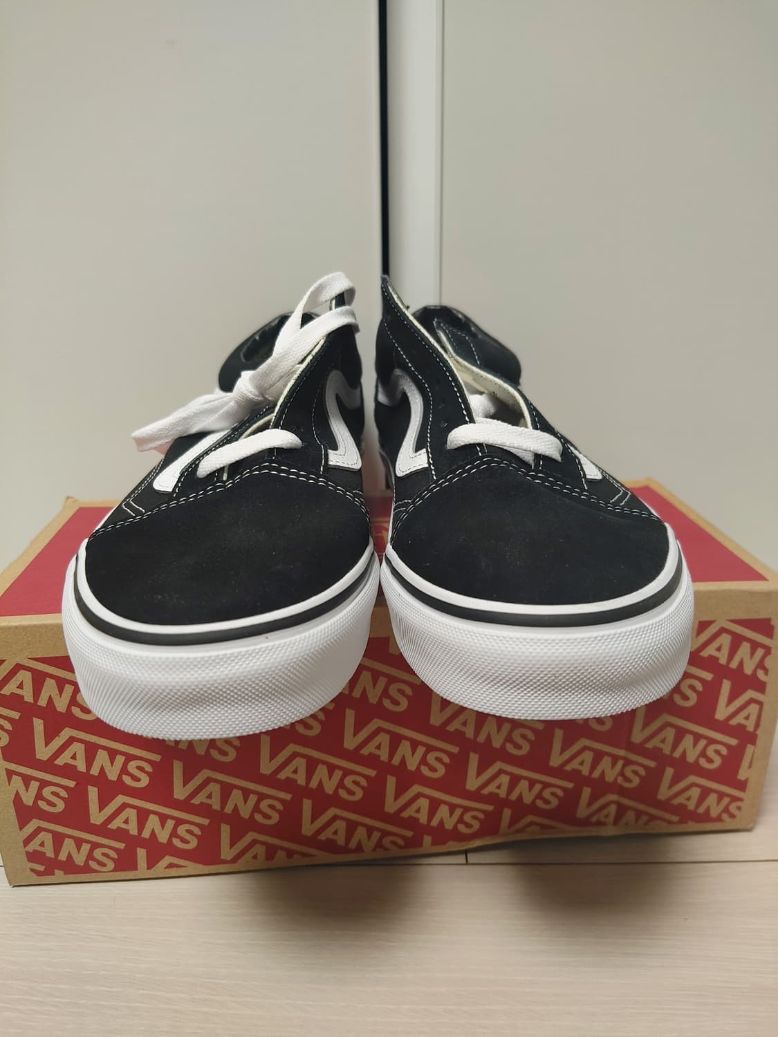 새상품 반스 올드스쿨 270 상품이미지4