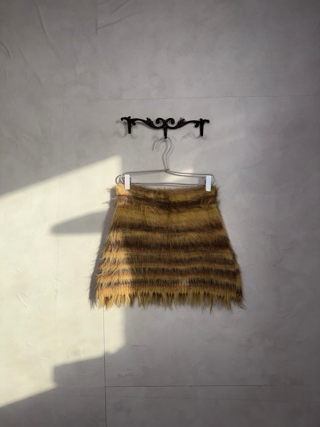 DONOTTAG fluffy mini skirt yellow brown 상품이미지4