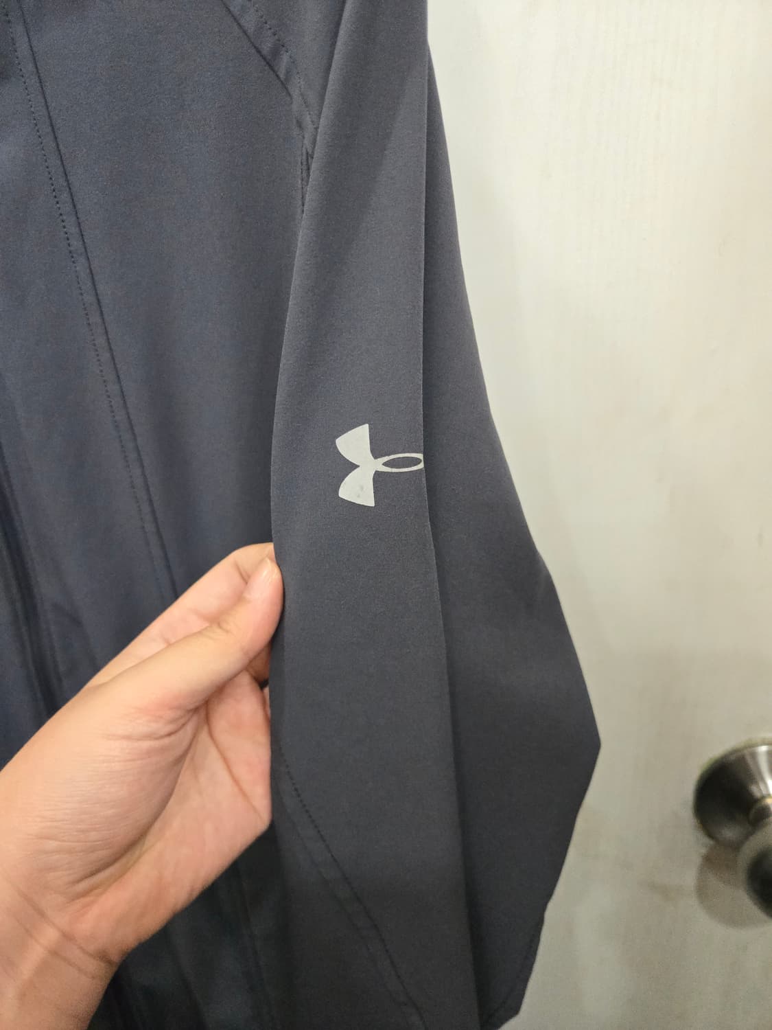 LG/G사이즈)) UNDER ARMOUR 언더아머 얇은 후드 점퍼! 상품이미지2
