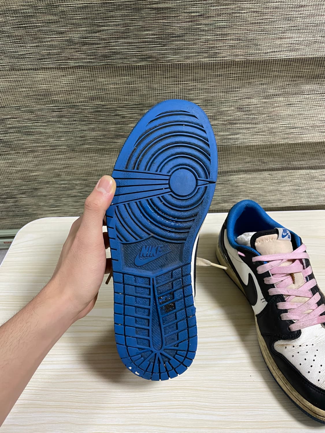 나이키 스캇 프라그먼트 로우 275 상품이미지8