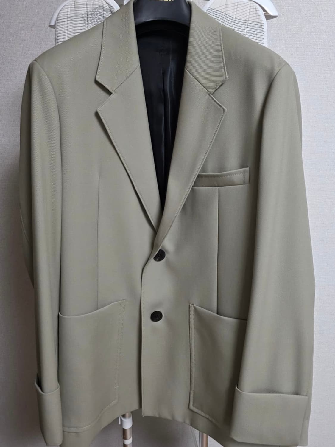 솔리드옴므 커프스 턴업 블레이저 (S223CJ03518G)_46 상품이미지1