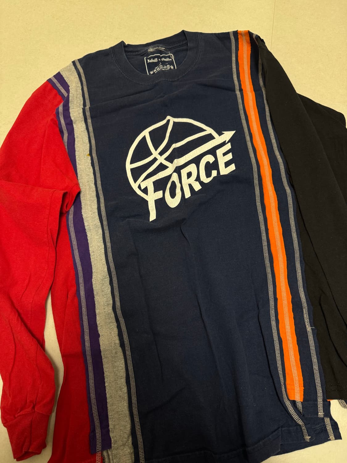 리빌드바이니들스 리메이크 긴팔티 상품이미지1