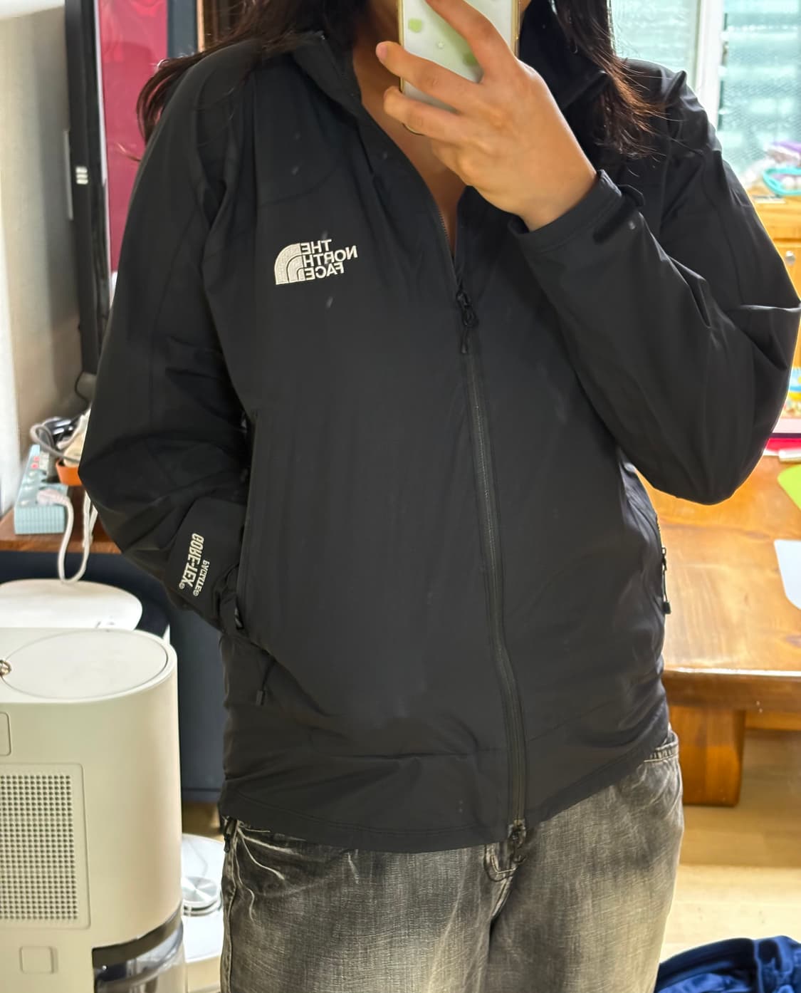 노스페이스 고어텍스 바람막이 블랙 90 상품이미지2