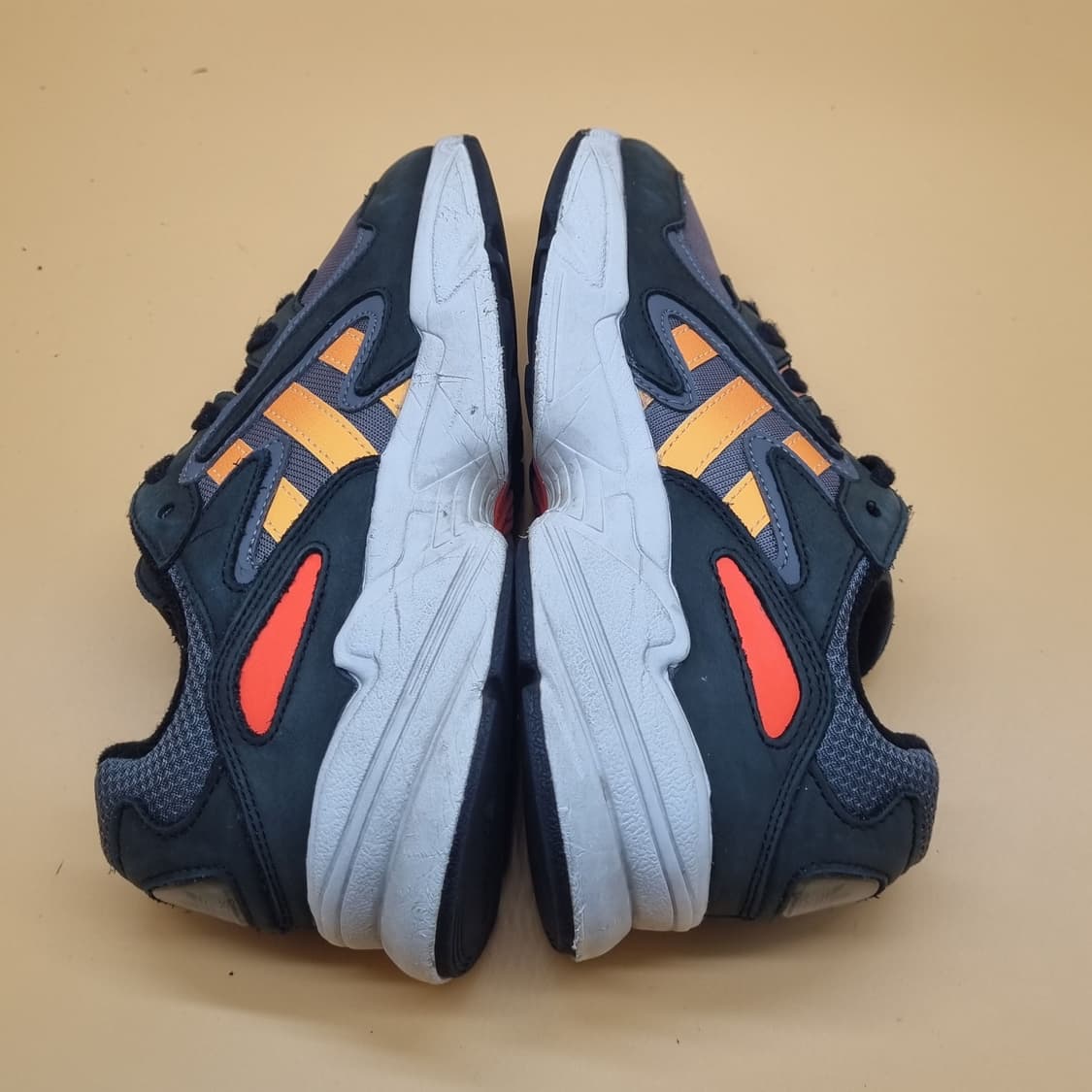 아디다스 영96 블랙 여성운동화230. 상품이미지5