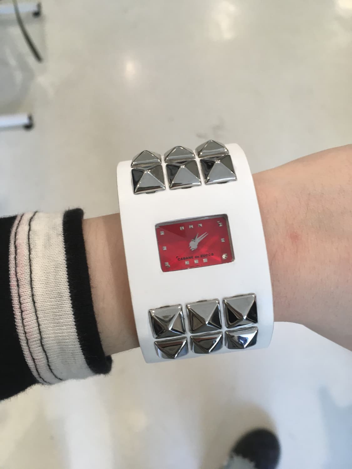 카반드 주카 스터드 시계 상품이미지7